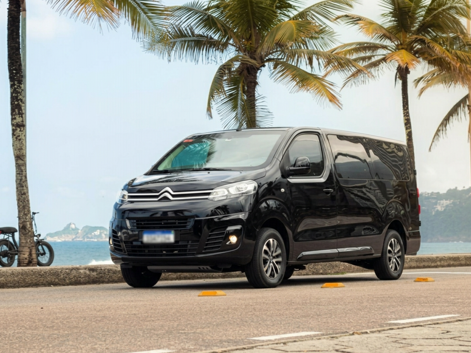 MINIVANS EXECUTIVAS BLINDADAS 1